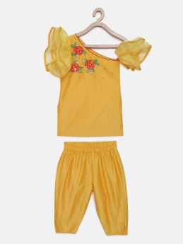 Tutus by Tutu-One shoulder yellow ruffle kurta with pants
