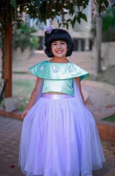 Tutus by Tutu-Butterfly Off-shoulder winged top and Skirt