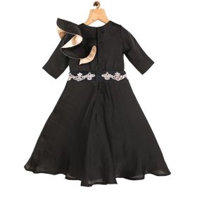 Kiddorama-Black gown with leather patch belt