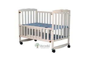 Arcedo-Crest Wooden Baby Cot-White