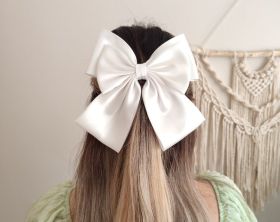 A Tiny Moppet-Satin Bow Barrette White | Count 1 - ATM-0095