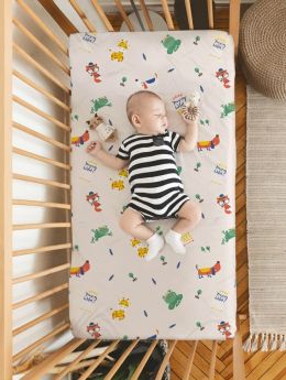 Rabitat Fitted Crib Sheet Young Wild Free V1-05489