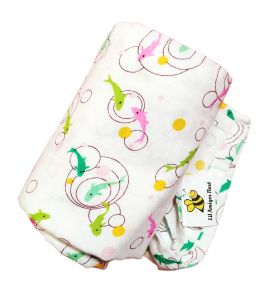 Lilamigosnest Multipurpose Printed Fish Swaddle for New Born Baby, 100% Organic & Soft Cotton Muslin, Baby wrap, Unisex Collection for 0-24 Months Baby, Baby Shower Gift (100 x 100 cm)