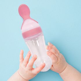 Baby Moo Pink 90 Ml Squeeze Bottle Feeder With Dispensing Spoon-SB3975-PINK