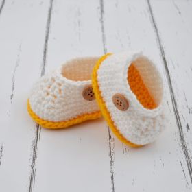 Tiny Giggles-Crochet booties-YELODL